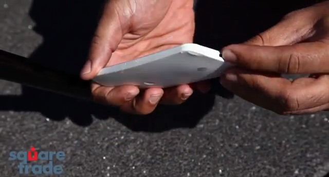 Moto X in SquareTrade Drop Test