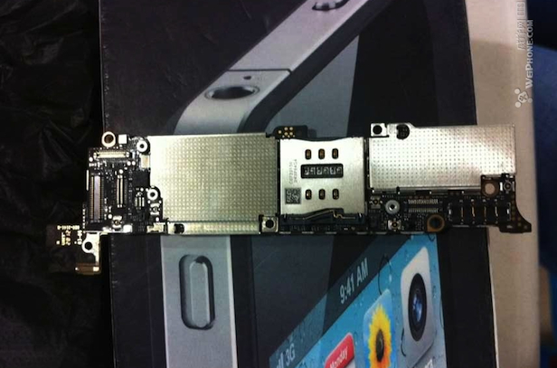 iPhone 5 Photos Motherboard