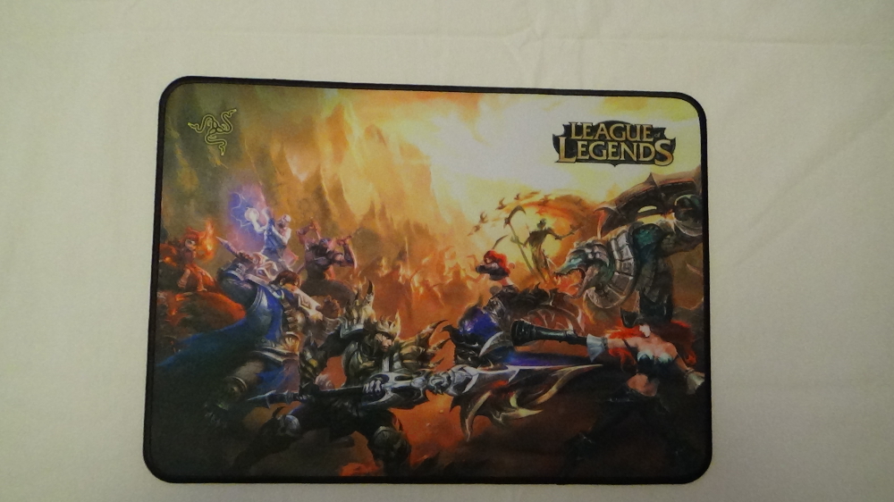 razer goliathus league of legends mousepad