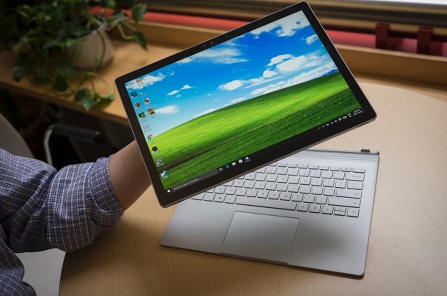 Microsoft Surface Pro 4 Vs the Surface Book