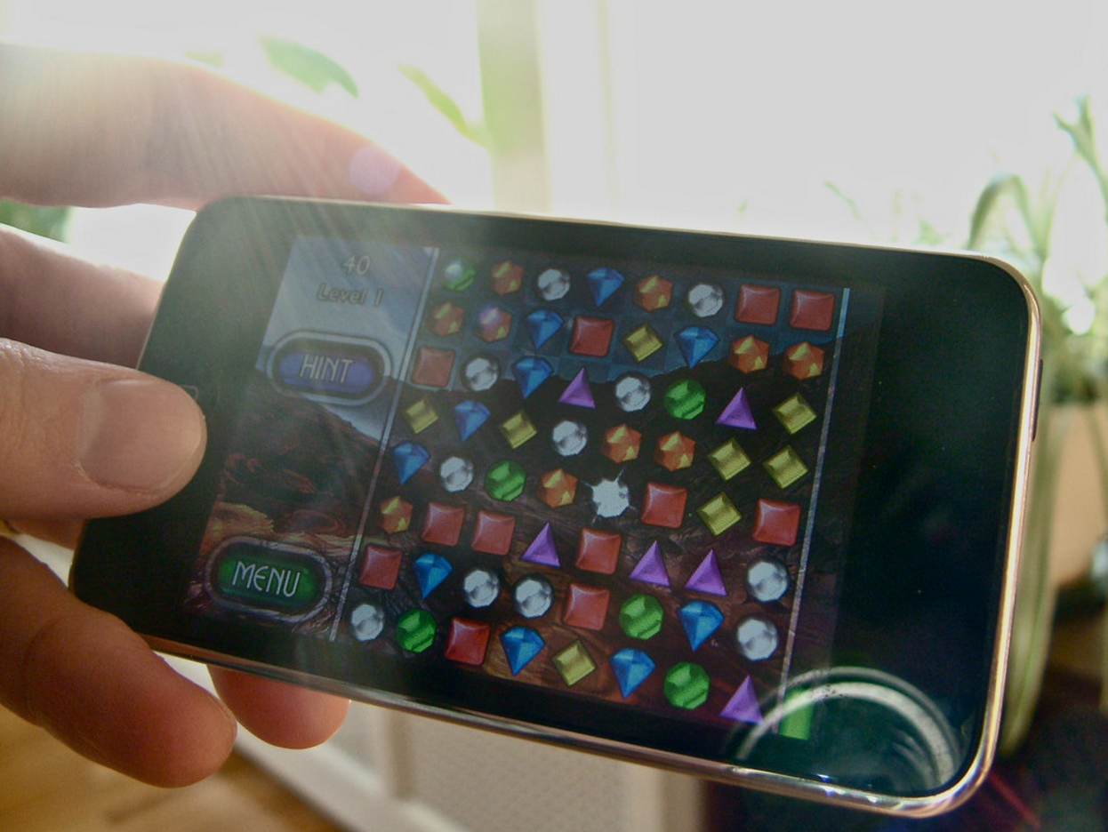 "Mobile games - Bejeweled" (CC BY 2.0) by  IN 30 MINUTES Guides