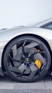 Lamborghini Wheels Car Wallpapers for iPhone 7 in HD