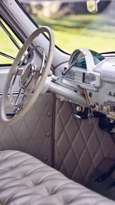 Inside Rolls Royce Car Wallpapers for iPhone 7 in HD