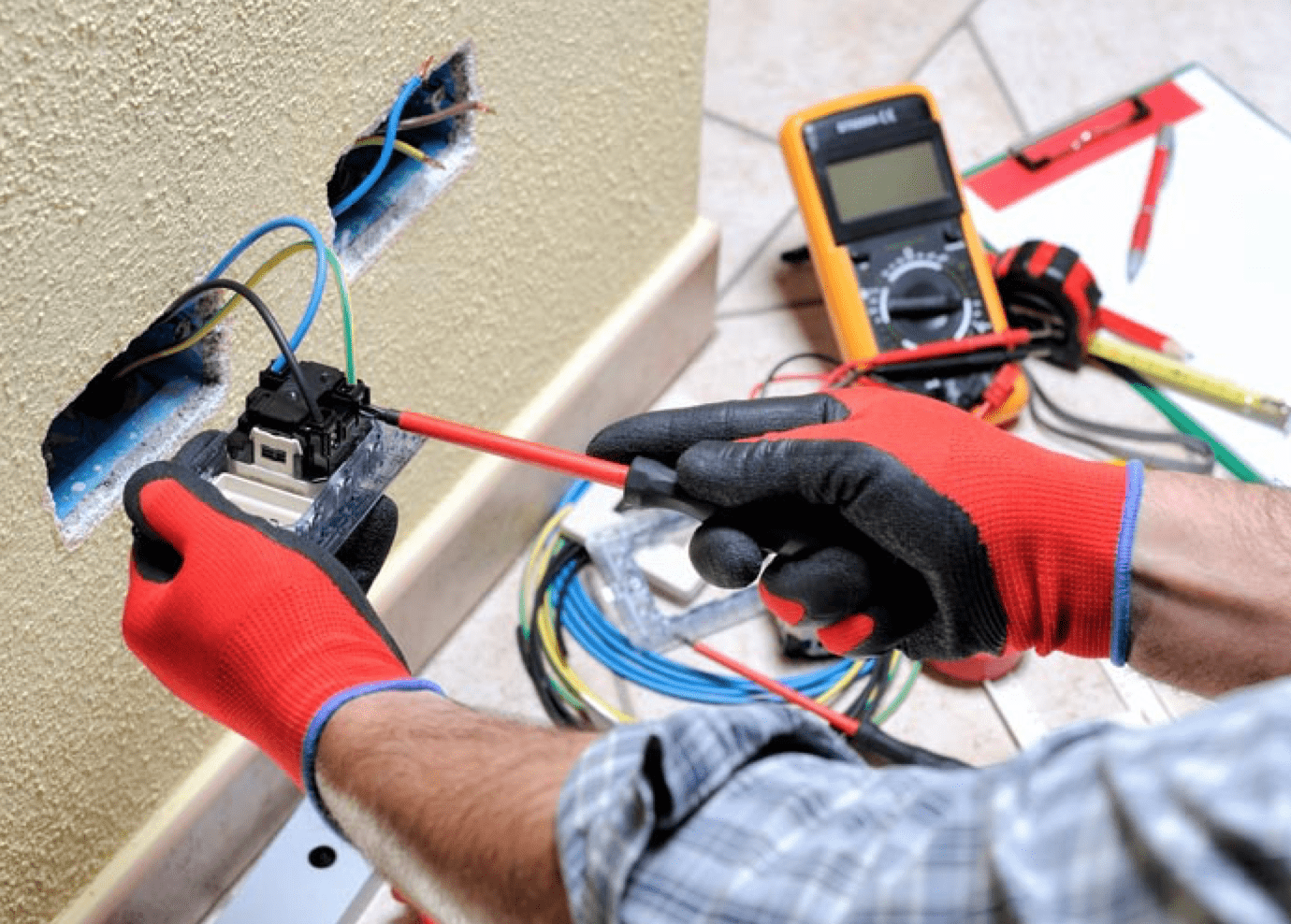 How is the electrical problem assessment done? Who basically checks the electrical problem assessment and solutions? | Tapscape
