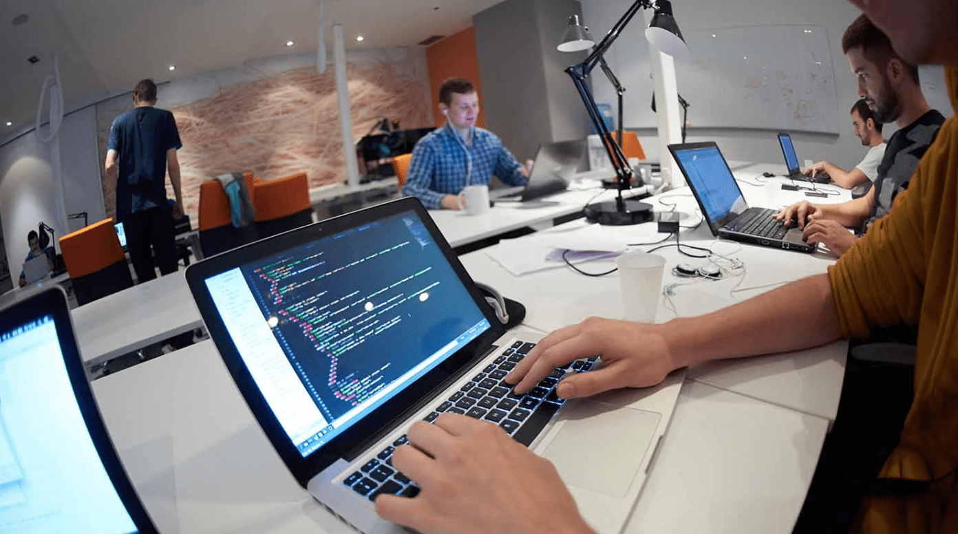 How to work with a freelance software developer | Tapscape