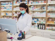 3 Reasons Why You Should Wear a Mask, According to Experts