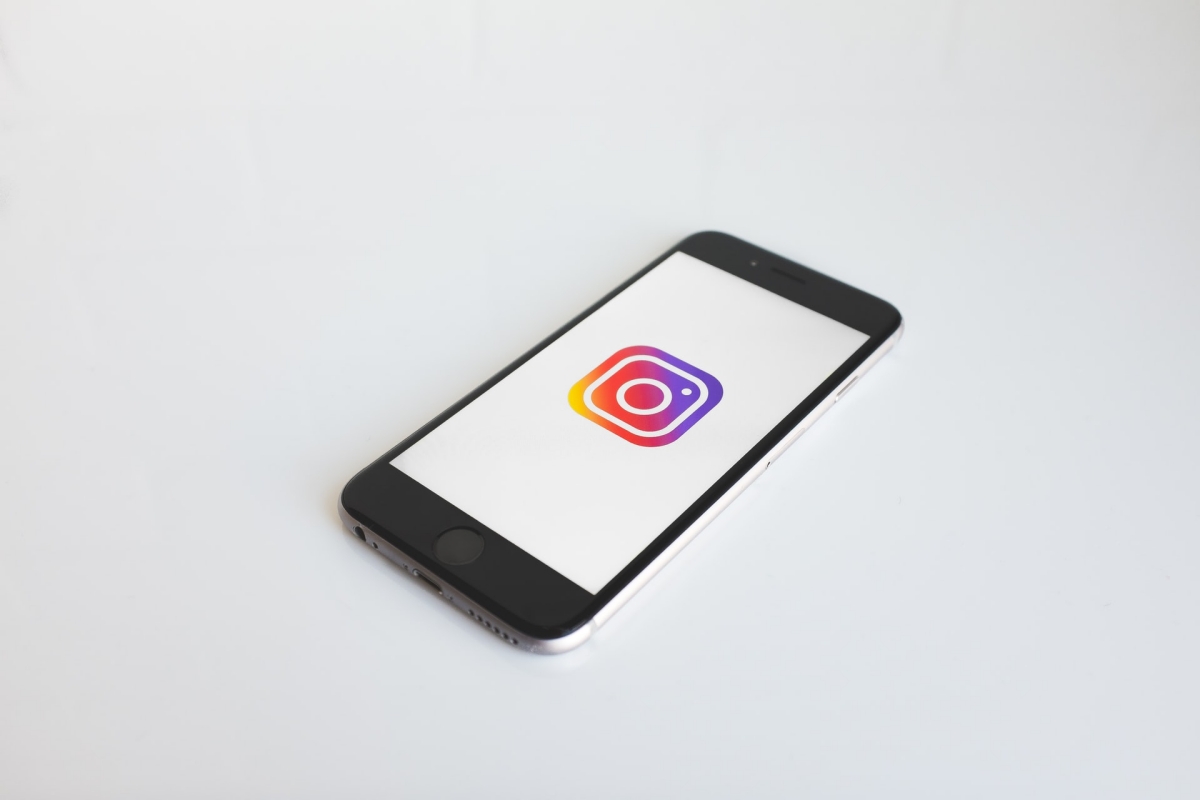 Why Do You Need To Track Competitor Activity On Instagram
