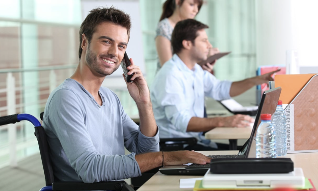 How to Choose Best Call Center Model for Your Customer Care Service