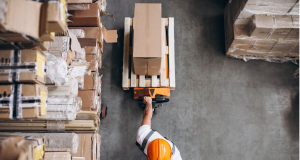 In-House Vs. Outsourced Fulfillment for E-Commerce Businesses