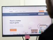 Discover the Easiest Way to Transfer Data from Snowflake to HubSpot