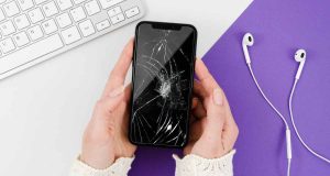 How to Order a Replacement Screen for your Cracked Phone Online