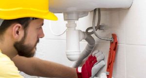 Things to Think About Before Calling an Emergency Plumber