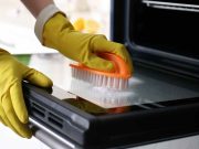 Sparkling Solutions Mastering the Art of Oven Cleaning