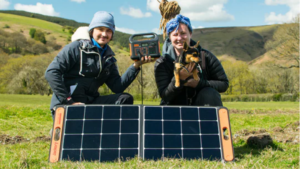 Go Green with Jackery's Portable Solar Panels UK