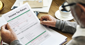 A Step-by-Step Guide on How to Claim Your Tax Return