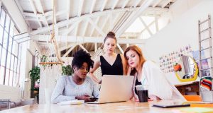 Creating Seamless B2B Sales Experiences with Omnichannel Solutions