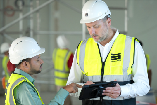 Selecting the Right Contractor for Your Construction Projects