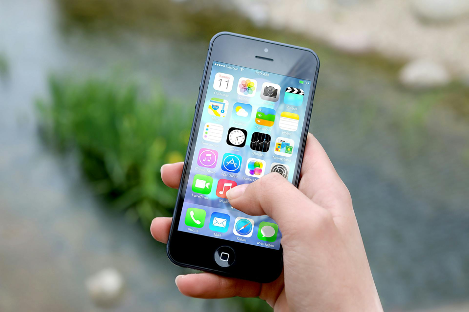 Navigating Condo Living: Apps that Simplify Maintenance and Management