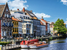 11 Travel Problems You Can Solve Instantly with an eSIM in Europe