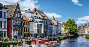 11 Travel Problems You Can Solve Instantly with an eSIM in Europe