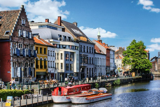 11 Travel Problems You Can Solve Instantly with an eSIM in Europe