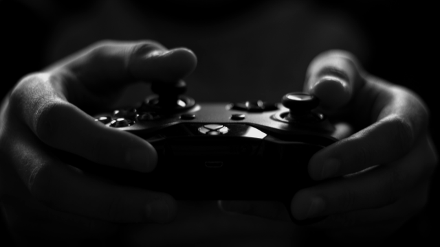 Key Features That Define Top Online Games