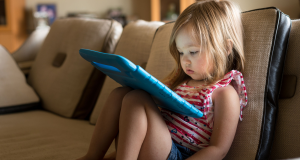 5 Parenting Tips to Mindfully Use Tech at Home