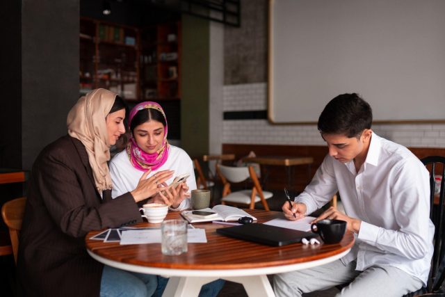 A Complete Guide to Starting a Business in Saudi Arabia with GRO Services Image 1 Image 1 of A Complete Guide to Starting a Business in Saudi Arabia with GRO Services